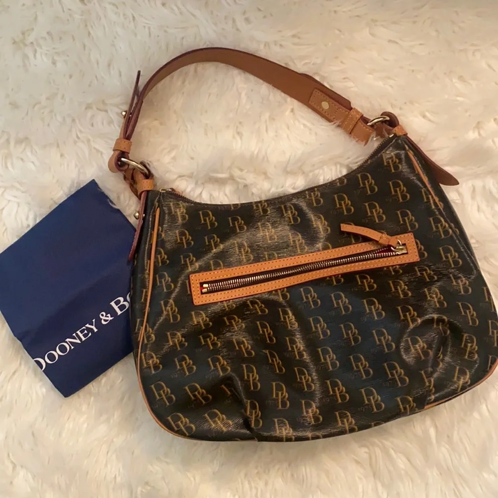 NWOT Donnely & Bourke 1975 collection shoulder bag - Picture 1 of 12